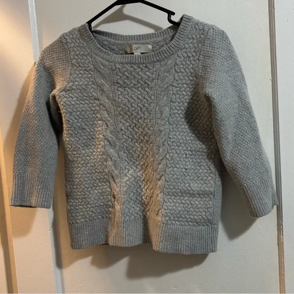 Ann Taylor Loft Gray 3/4 Sleeve Cable Knit Sweater Woman’s Size Small - Picture 1 of 5